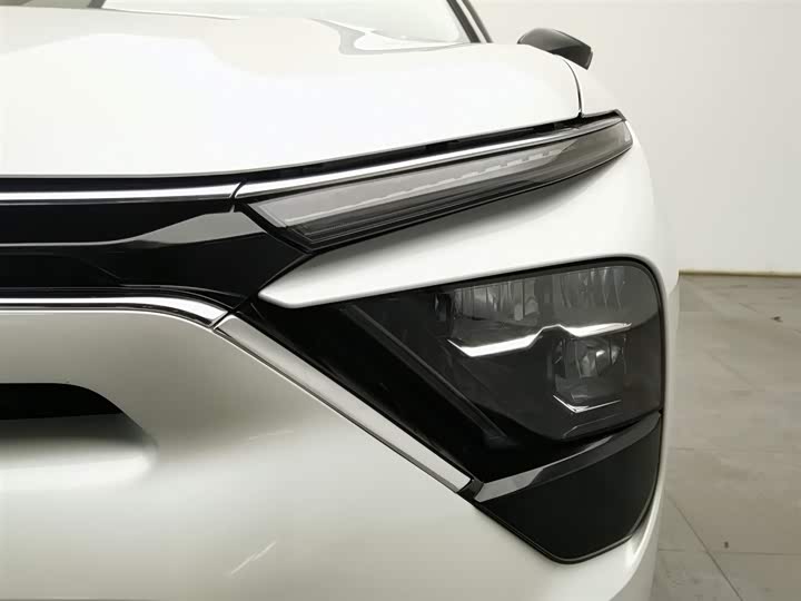 Citroen C5 X 2024 2024款 1.6T 势不凡