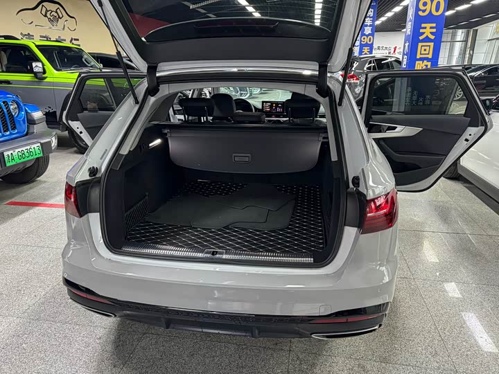 Audi A4 2023 2023款 Avant 40 TFSI 时尚动感型
