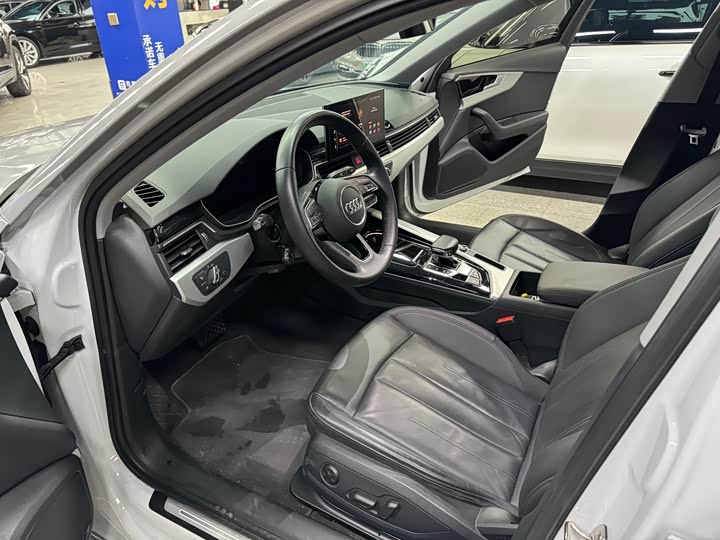 Audi A4 2023 2023款 Avant 40 TFSI 时尚动感型