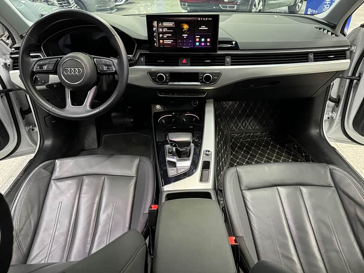 Audi A4 2023 2023款 Avant 40 TFSI 时尚动感型