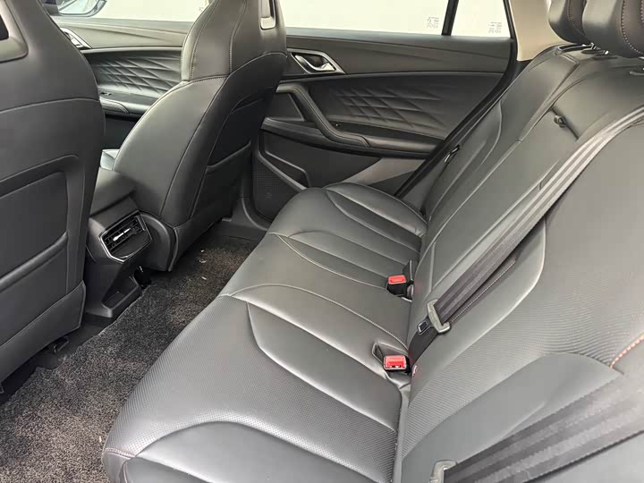 Roewe RX5 2023 2023款 1.5T 超感精英版