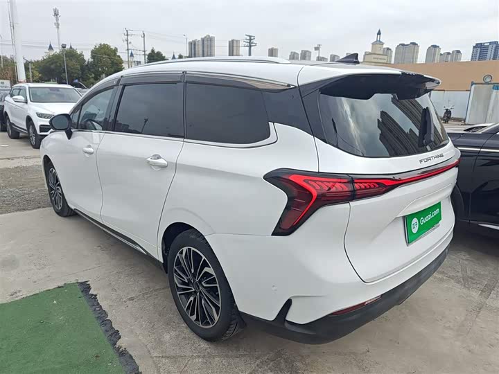 Dongfeng Forthing Yacht 2022 2022款 1.5T DCT揽月版