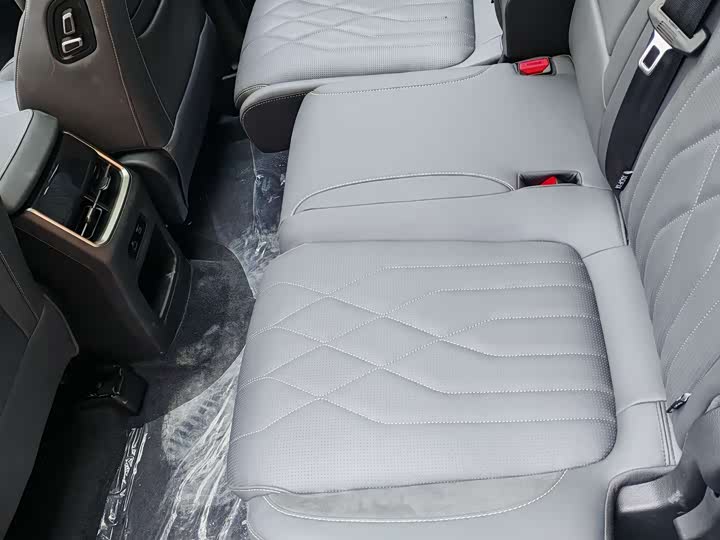 Jetour Shanhai L9 2024 2024款 1.5TD 2DHT Air 7座