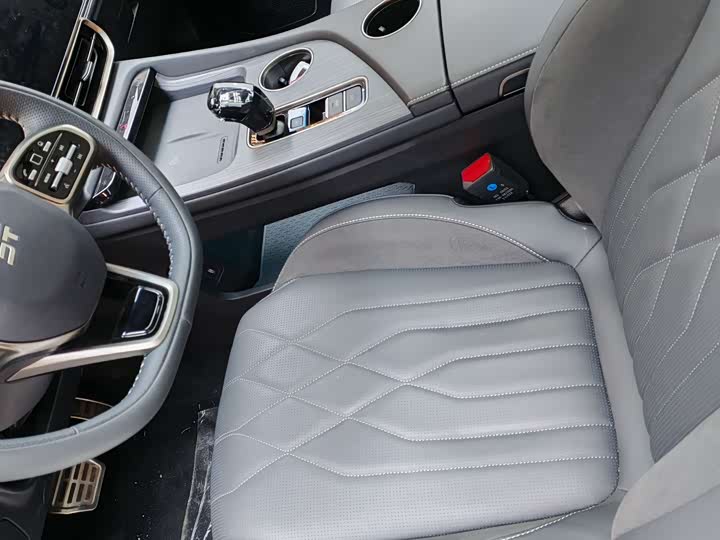 Jetour Shanhai L9 2024 2024款 1.5TD 2DHT Air 7座