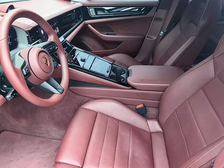 2026 Porsche Panamera