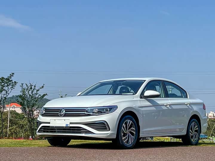 Volkswagen Bora 2025 2025款 200TSI DSG悦行导航版