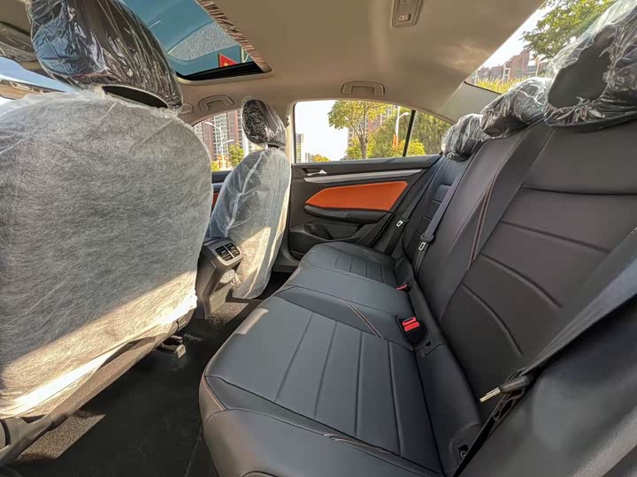 Volkswagen Bora 2025 2025款 200TSI DSG悦行导航版