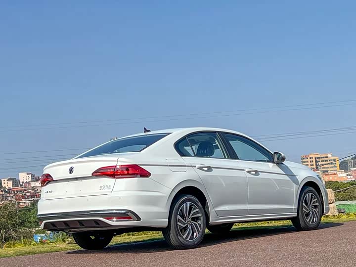 Volkswagen Bora 2025 2025款 200TSI DSG悦行导航版