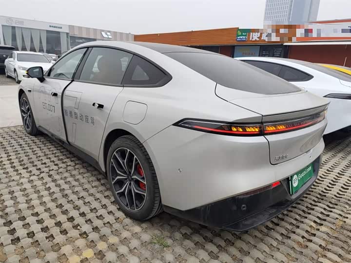 Dongfeng Yipai eπ 007 2025 2025款 纯电 565四驱Max领航版