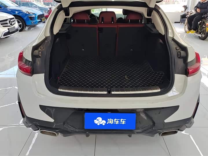 BMW X4 2022 2022款 xDrive 30i M运动套装