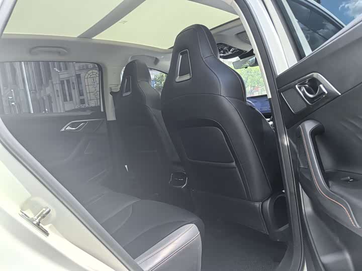 Roewe RX5 2023 2023款 1.5T 超感精英版