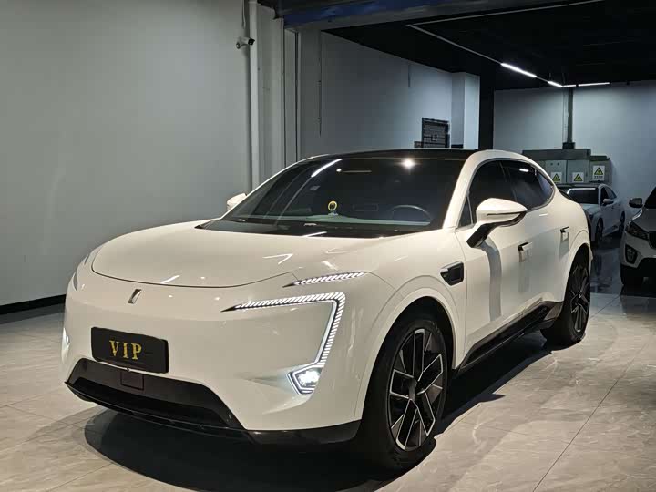 Avatr 11 2023 2023款 长续航单电机版 5座