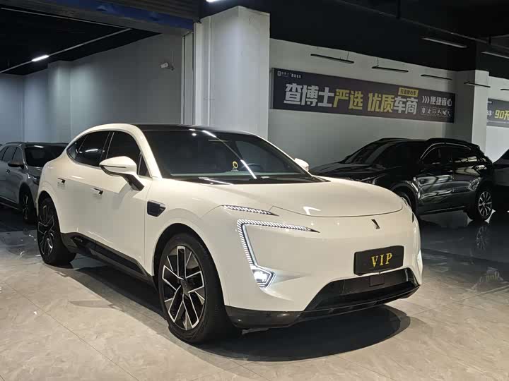 Avatr 11 2023 2023款 长续航单电机版 5座