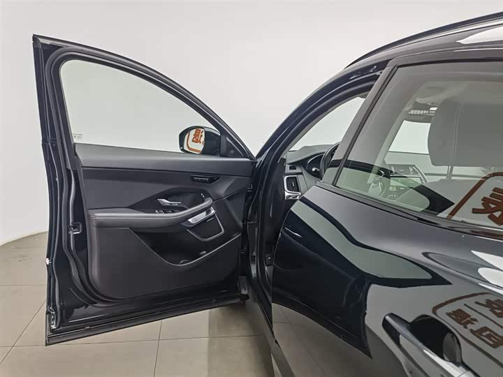 Jaguar E-Pace 2024 2024款 耀黑运动版 R-DYNAMIC SE BLACK