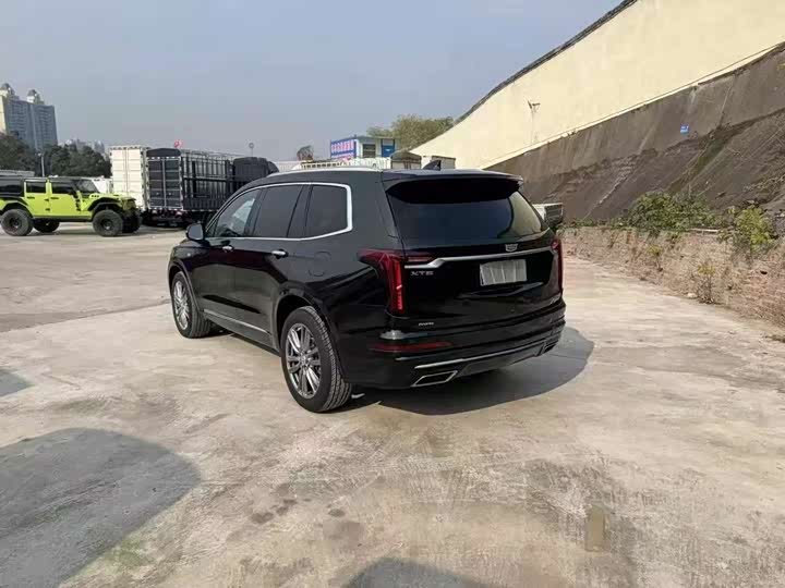 Cadillac XT6 2022 2022款 2.0T 六座四驱豪华型