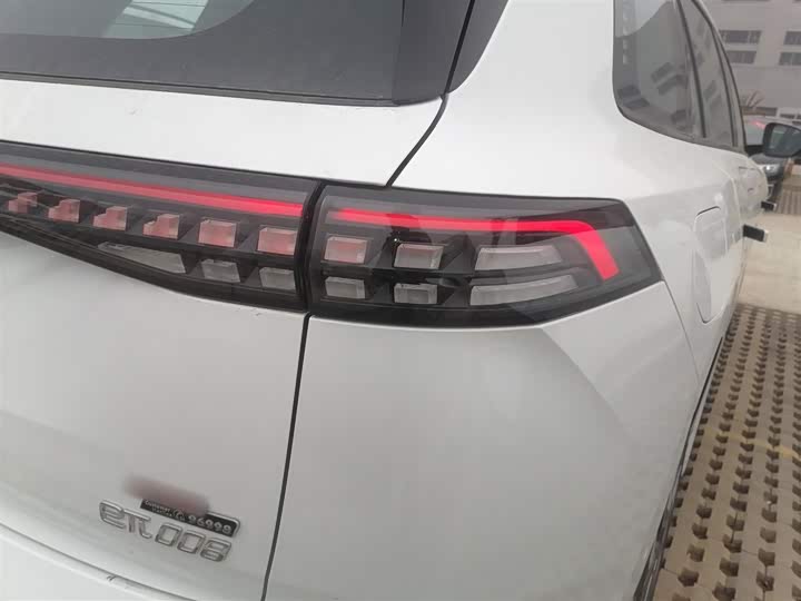 Dongfeng Yipai eπ 008 2025 2025款 210Max增程版 5座