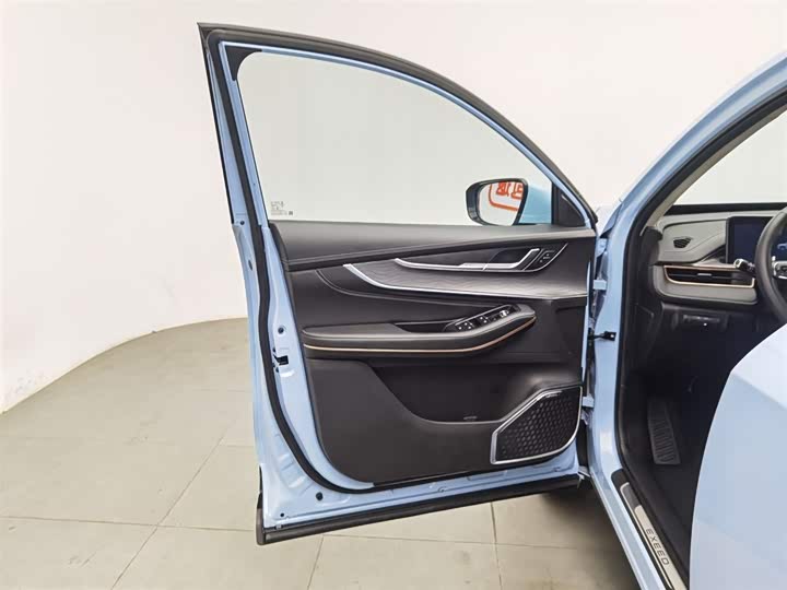 Exeed LX C-DM Hybrid 2022 2022款 1.5TCI-DHT 105KM乘风起版