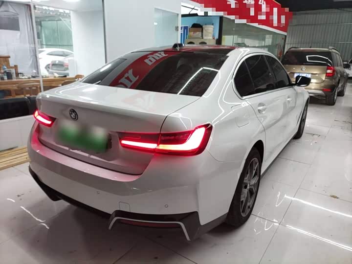 BMW i3 2025 2025款 eDrive 35 L