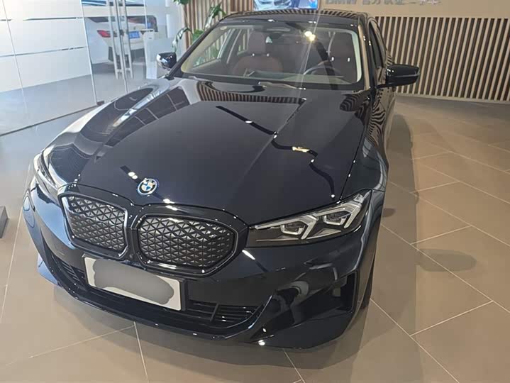 BMW i3 2025 2025款 eDrive 40 L 曜夜运动套装
