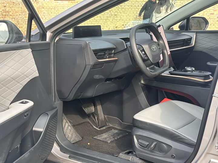 Toyota bZ3 2024 2024款 517km 精英 PRO