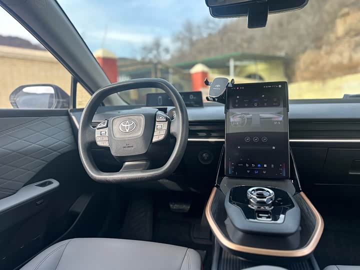 Toyota bZ3 2024 2024款 517km 精英 PRO