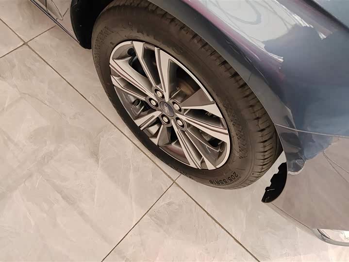 Ford Escort 2021 2021款 1.5L 自动钻石版