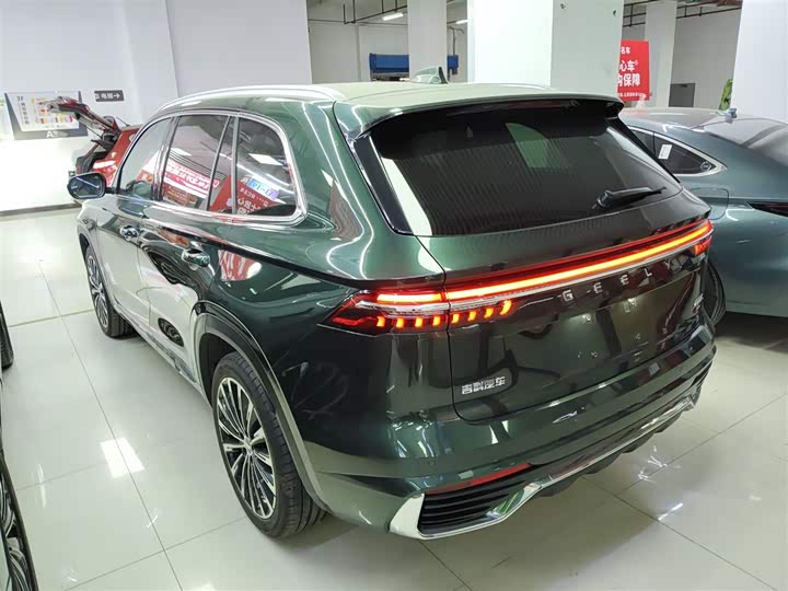 Geely Monjaro 2025 2025款 东方曜 2.0TD 自动四驱望月版