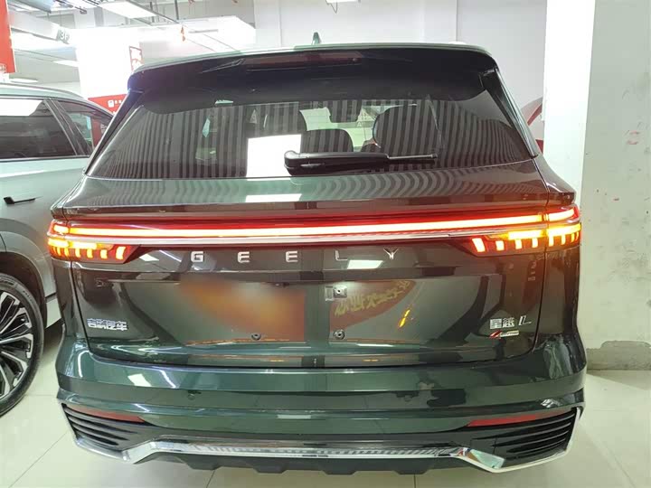 Geely Monjaro 2025 2025款 东方曜 2.0TD 自动四驱望月版