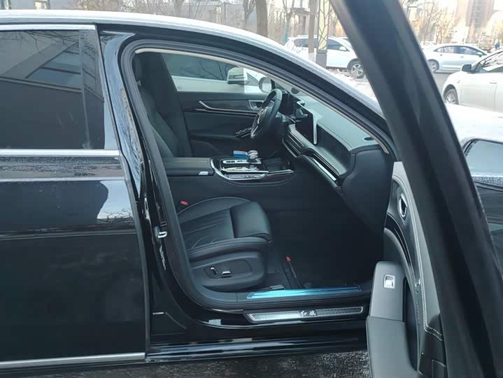 Hongqi H9 2024 2024款 2.0T 旗享 豪华商务版