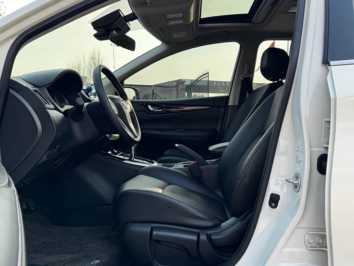 Nissan Tiida 2024 2024款 1.6L CVT智行版