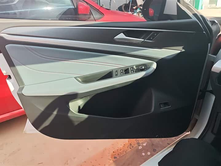 Volkswagen Lamando L 2025 2025款 凌渡L 280TSI DSG酷辣版