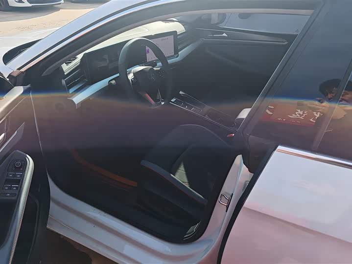 Volkswagen Lamando L 2025 2025款 凌渡L 280TSI DSG酷辣版