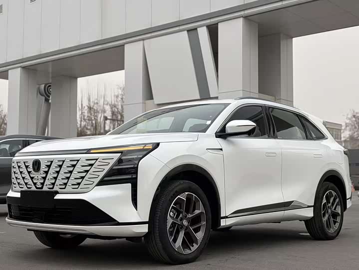 Changan CS75 Plus 2025 2025款 第四代 1.5T 新蓝鲸 智慧尊享型