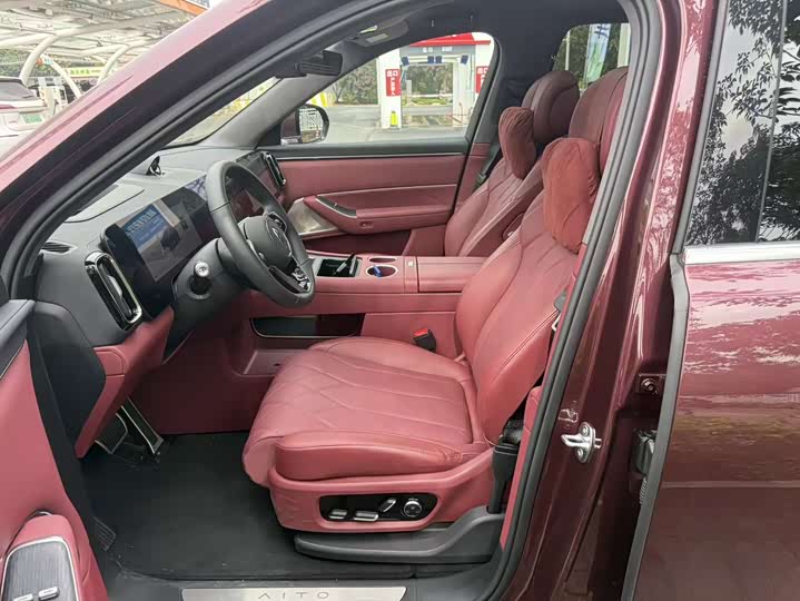 Aito M8 2025 2025款 增程 Ultra版 53.4kWh 5座版