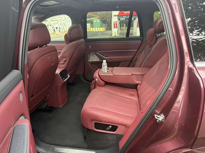 Aito M8 2025 2025款 增程 Ultra版 53.4kWh 5座版