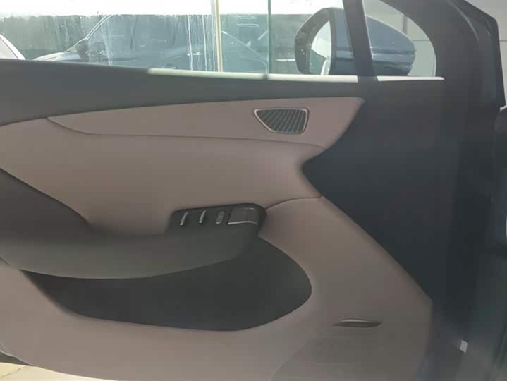 Hongqi EH5 (Tiangong 05) 2025 2025款 750智选版