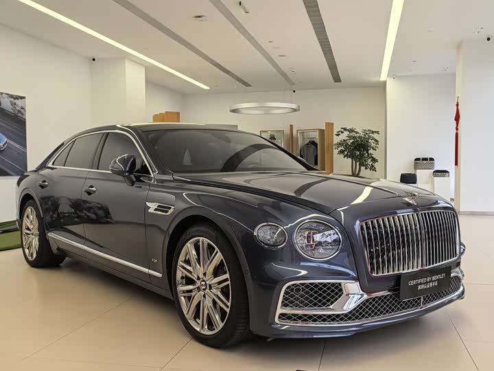 Bentley Flying Spur 2022 2022款 4.0T V8 标准版