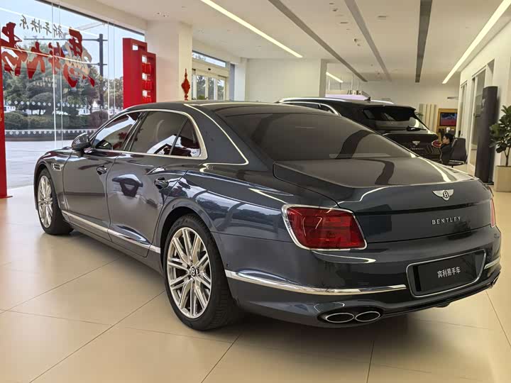 Bentley Flying Spur 2022 2022款 4.0T V8 标准版