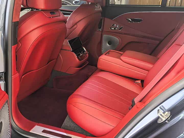 Bentley Flying Spur 2022 2022款 4.0T V8 标准版