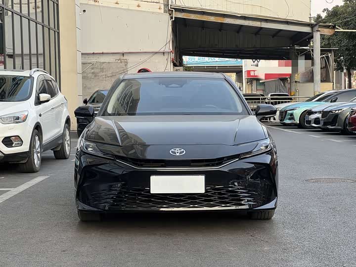 Toyota Camry 2024 2024款 双擎 2.0HGVP 豪华版
