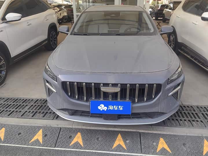 Geely Preface L 2024 2024款 油混 1.5TD 天宫版