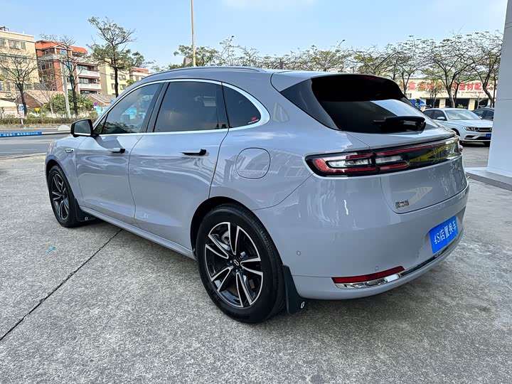 Aito M5 2025 2025款 增程 Ultra 四驱版