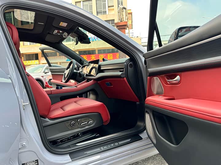 Aito M5 2025 2025款 增程 Ultra 四驱版