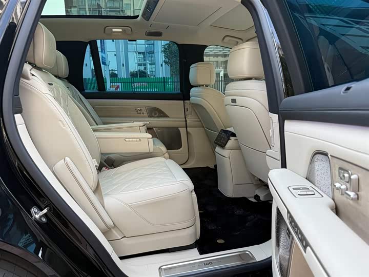 Nio ES8 2026 2026款 六座行政签名版