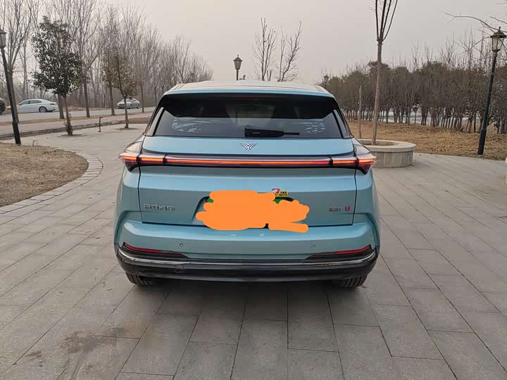 Hozon U 2023 2023款 哪吒U-Ⅱ 400 U秀版 三元锂