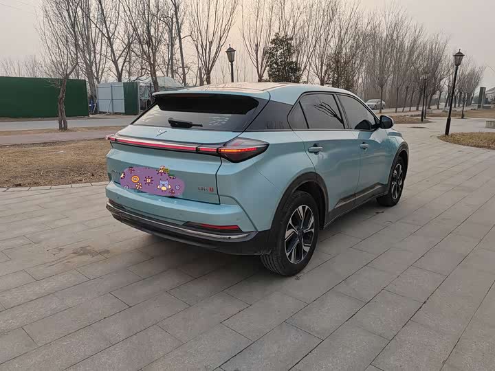 Hozon U 2023 2023款 哪吒U-Ⅱ 400 U秀版 三元锂