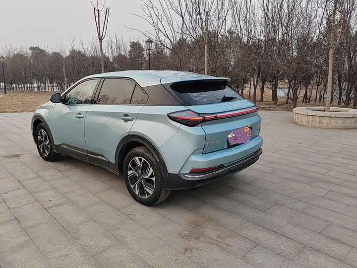 Hozon U 2023 2023款 哪吒U-Ⅱ 400 U秀版 三元锂