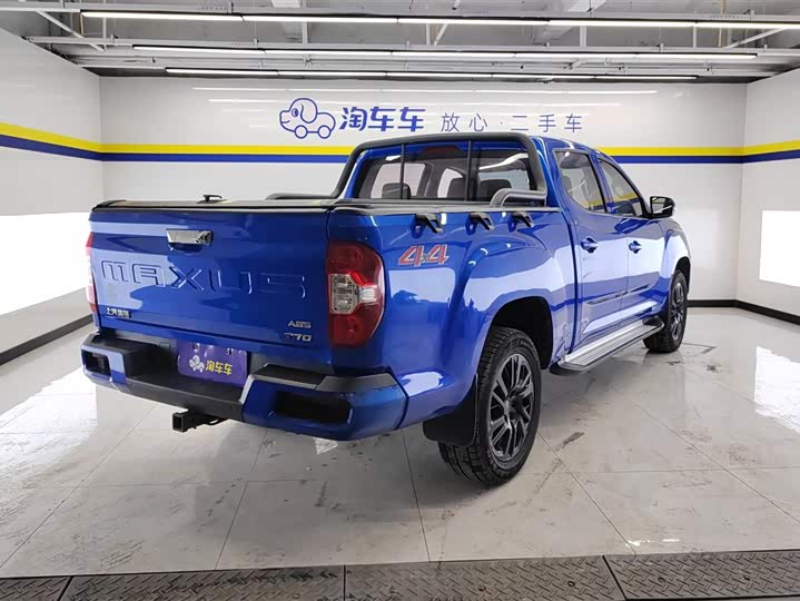 Maxus T70 2021 2021款 2.0T柴油手动四驱进取版长箱高底盘