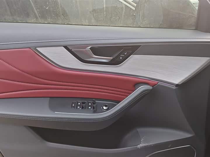 Hongqi HS5 2025 2025款 2.0T 两驱旗享Pro版