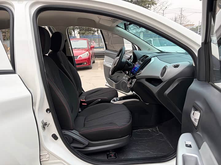 Changan BenBen E-Star 2021 2021款 国民版 心悦版 磷酸铁锂（31.18kWh）